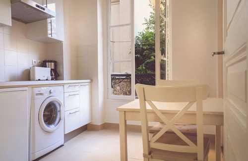 Faubourg Saint-Germain Apartamento | Muy tranquilo 1 Br por Rue Cler