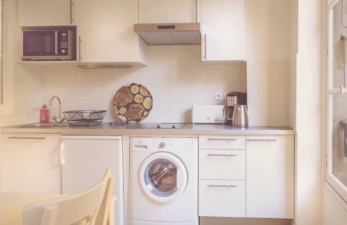 Faubourg Saint-Germain Apartamento | Muy tranquilo 1 Br por Rue Cler