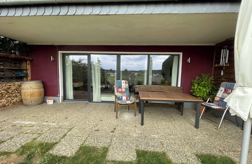 Wehrheim Apartamento | Very quiet and spacious vacation apartment with wood-burning stove near Frankfurt/M