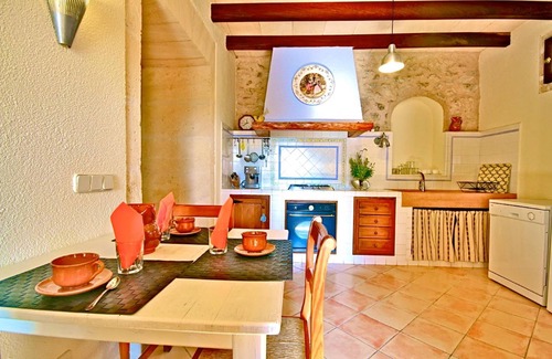 Petra Casa | Excelente casa en Petra, visión panorámica de la piscina, drenajes locales