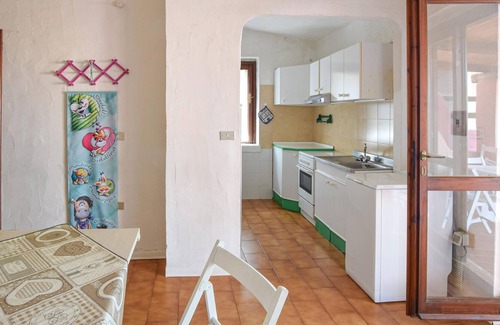 Ruoni Apartamento | Alojamiento de 2 habitaciones en S. Teresa di Gallura