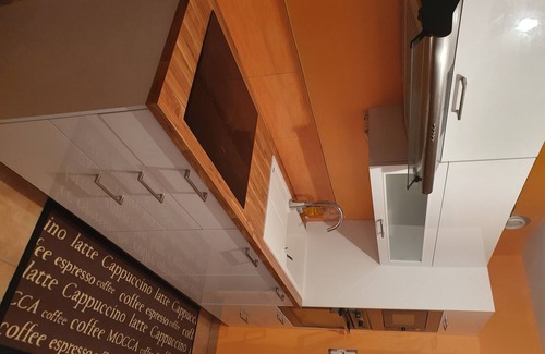 Creil Apartamento | Vrbo Property