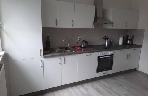 Eicklingen Apartamento | Apartamento muy espacioso en el edificio del hotel.