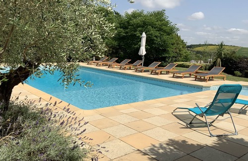 Caignac Casa | Casa muy espaciosa, piscina climatizada, cancha de tenis, sala de juegos, 2 acres de jardín