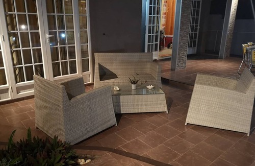 Grand-Baie Villa | Villa muy espaciosa con piscina, ideal para la familia.