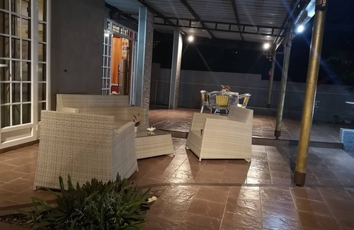 Grand-Baie Villa | Villa muy espaciosa con piscina, ideal para la familia.