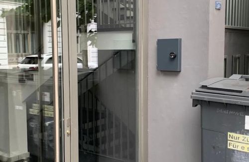 Sihlfeld Apartamento | Very sunny 1BR flat in the city center - West4