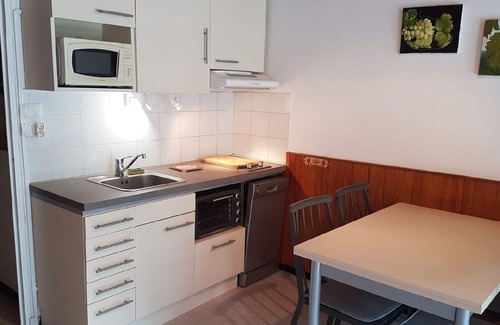 La Salle-les-Alpes Apartamento | Apartamento muy bien renovado en el 4to piso (asc), gran ventanal orientado al sur.