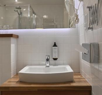 Piotrkow Trybunalski Hotel | Vestil Hotel