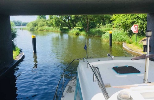 Zeuthen Alquiler De Eote | vetus 915 - license-free houseboat - KUHNLE-TOURS Zeuthen