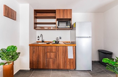 Santa Maria la Ribera Apartamento | VH | Comfy single Apt Sta Ma la Ribera | gym | 108