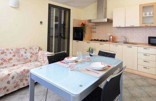 Bosa Historic Centre Apartamento | Via Gramsci 31 - Dos Habitaciones Piso, Capacidad 4
