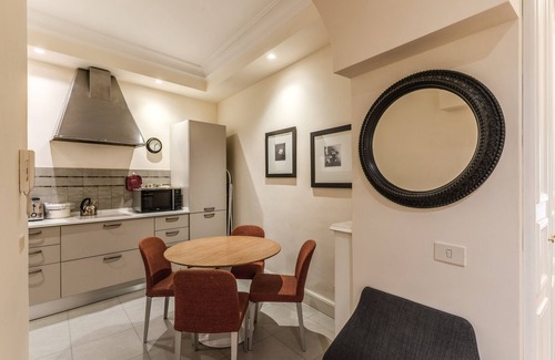 Repubblica Apartamento | Via Napoli, 27 Apartment A - Two Bedroom Apartment
