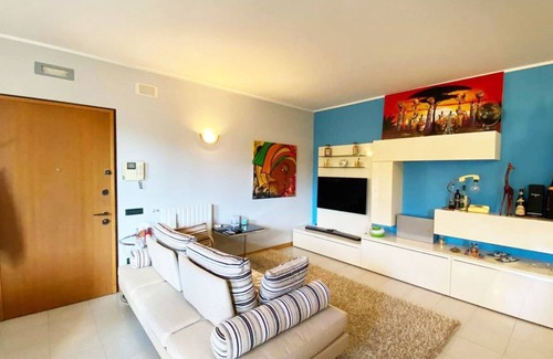 Sarnico Apartamento | Via Prati - Dos Habitaciones Piso, Capacidad 4