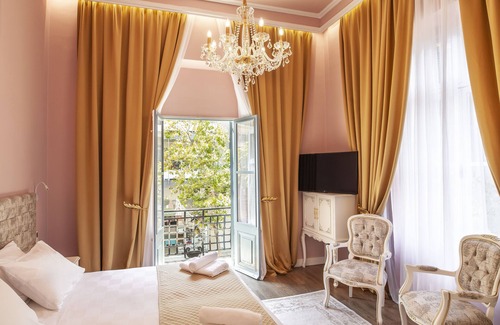 Rhodes Casa | Via Villa Iliotti