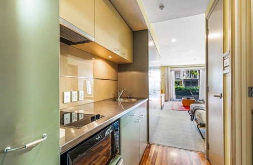 Auckland Central Business District Apartamento | Viaduct Studio + Parking + Wine!