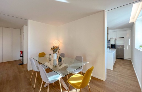 Viana do Castelo Apartamento | Viana Urban Glamour –apartment with private garage