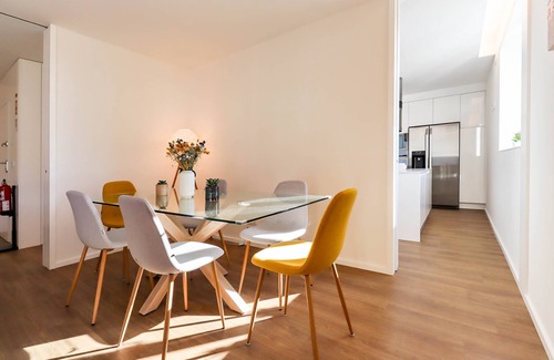 Viana do Castelo Apartamento | Viana Urban Glamour –apartment with private garage
