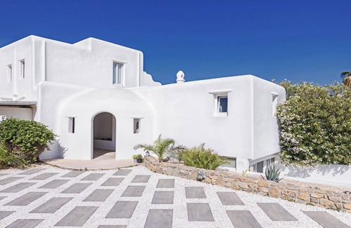 Kalafatis Villa | Vibhu Estate 7 Suites