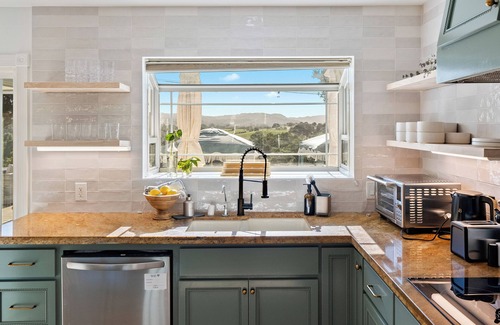 Templeton Otro | Vibrant 3.5-acre Paso Escape with Pool, Hot Tub & Views!