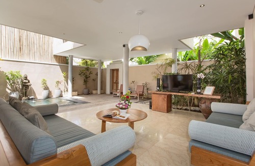 North Legian Villa | BBV, Villa de 3 dormitorios, cerca de la playa de Padma, Legian