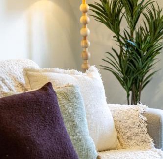 Christchurch City Centre Apartamento | Vibrant Central Christchurch Pad 2 bed 1 bath with park