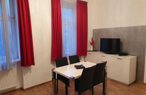 Erdberg Apartamento | Vibrant Red Apartment I contactless Check-In