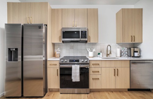 Knoxville Casa | Vibrant townhome near downtown, breweries & campus
