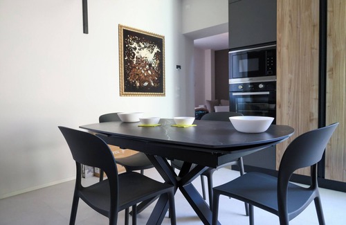 Desenzano del Garda City Centre Apartamento | Vicolo dei Signori - Tres Habitaciones Piso, Capacidad 5