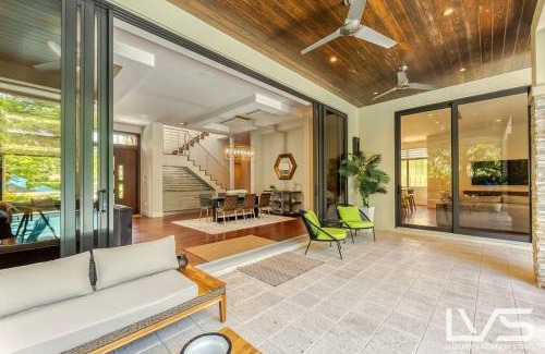 Victoria Park Casa | Victoria Villa - Walk to Las Olas - 4 Bed 4 Bath