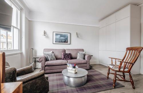 Warwick Apartamento | Victoria Violet
