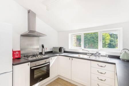 Cambridge Casa | Victorian 2 Bedroom Home near the river Cam
