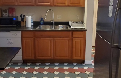 Federal Hill Apartamento | Victorian Apartment Central Location on Historic Federal Hill #3