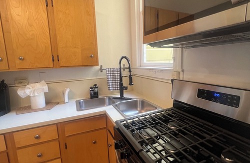 Bernal Heights Apartamento | Victorian Bldg with high ceiling