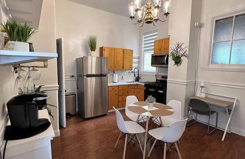 Bernal Heights Apartamento | Victorian Bldg with high ceiling