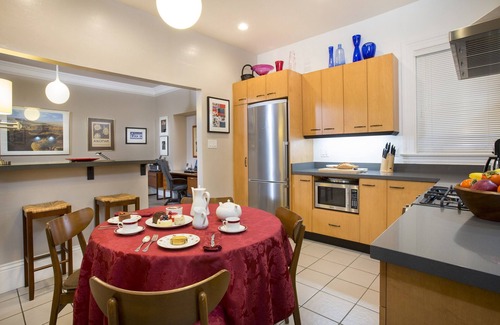 North of the Panhandle Condominio | ❤️ Victorian Elegance. Relax & Work. GARAGE & Garden & Free Cleaning!