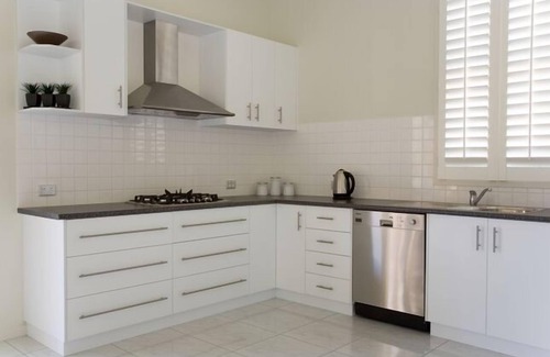 Geelong Casa | Sabina en Little Myers