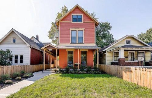 Indianapolis Casa | Victorian Mansion mins to Downtown Indy