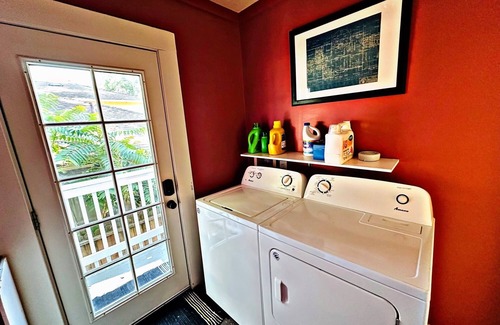 Downtown Sacramento Casa | Victorian Vibes - Downtown Delight