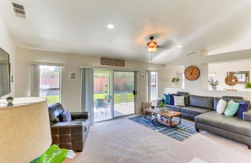 Victorville Casa | Victorville Home with Large Yard and Charcoal Grill!