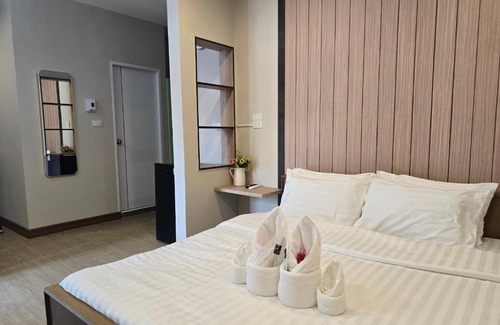 Pom Prap Sattru Phai Casa | Victory place 3