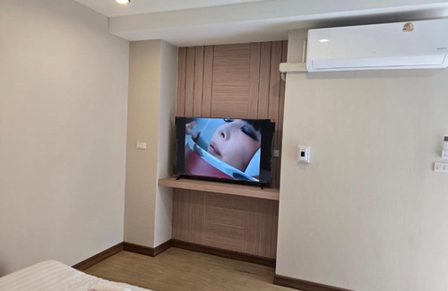 Pom Prap Sattru Phai Casa | Victory place 3