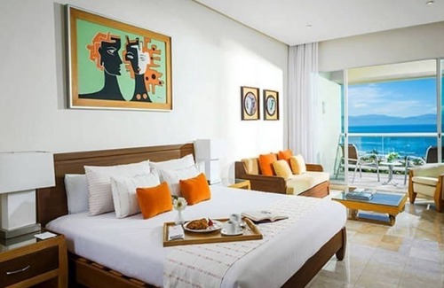 Nuevo Vallarta Complejo | 1 master room Vidanta Riviera Nayarit 2 adults+2 children or 6 adults.