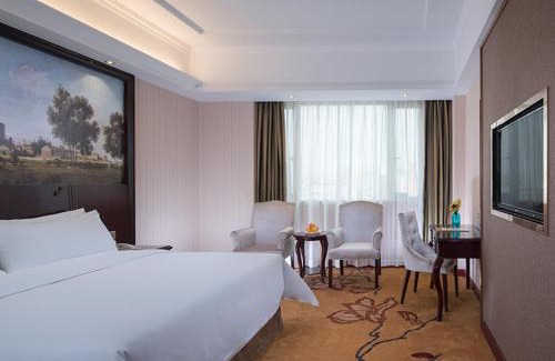 Dalingshan Hotel | Vienna Hotel Guangdong Donguan Daling Mountain Sports Park