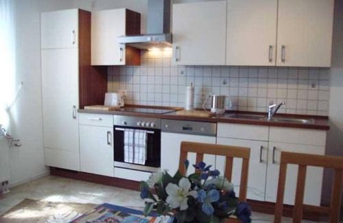Rysum Apartamento | Casa de cuatro aguilones, Apartamento Konrad Janssen - apartamento, ducha, baño, 2 dormitorios