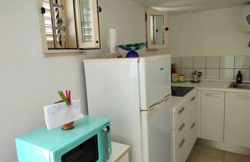 Chiesiola Apartamento | VIESTE: SCALINATELLA AT SEApanoramic, central, 3-minute walk to the beach