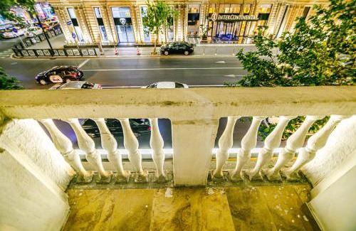 Sabayil Apartamento | View Formula 1 street