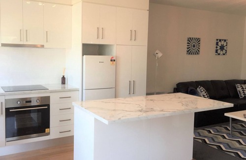 Sandy Bay Apartamento | View Street Apartment 4 - WiFi gratuito