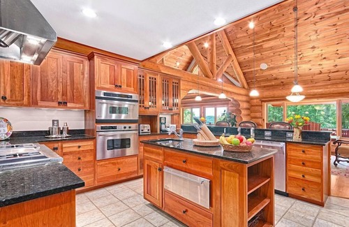 Skyland Casa | Impresionante Mountain Lodge, 4 BDRM, 3 baños / 2 medios, vista de largo alcance, pozo de fuego de gas