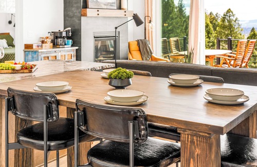 Florissant Casa | ViewHouse - Hot Tub - Trails